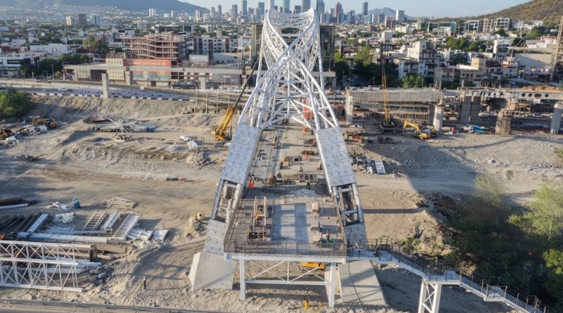 CONSTRUYEN NUEVA CONEXIÓN PARA PUENTE ‘PARCHADO’ SOBRE MORONES