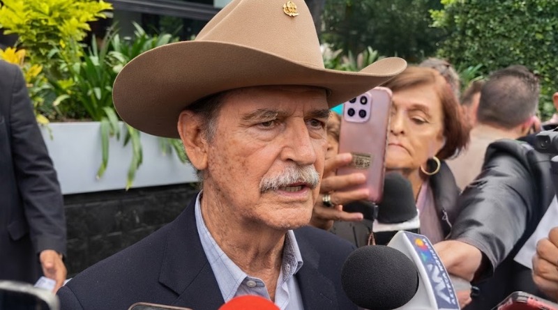 FOX ASEGURA HABER ‘SALVADO’ A AMLO DESPUÉS DEL DESAFUERO