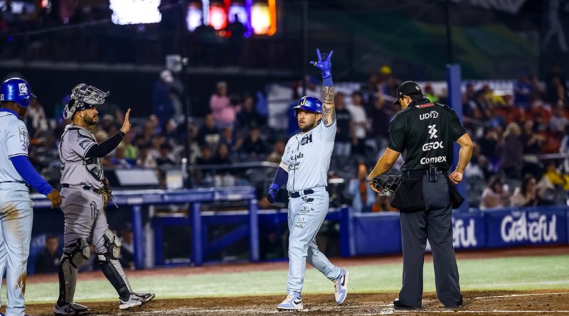 LOS CHARROS SE AFERRAN PARA ASEGURAR PASE A SERIE DE ZONA