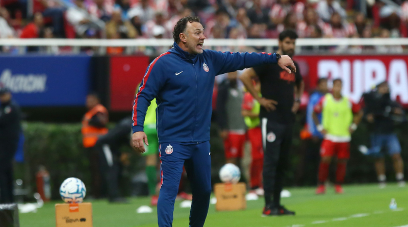 MILITO QUIERE QUE EMIGREN A EUROPA CON TÍTULOS EN CHIVAS