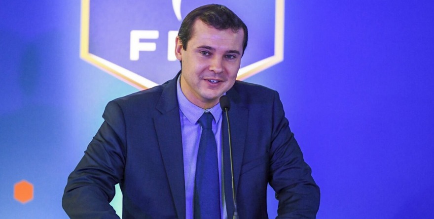 OPOSITOR EXPULSADO DE LA FIFA POR INFANTINO
