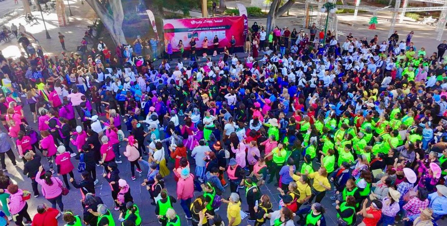 PARTICIPACIÓN DE MÁS DE 700 PERSONAS EN JORNADA DEPORTIVA Y BAILE