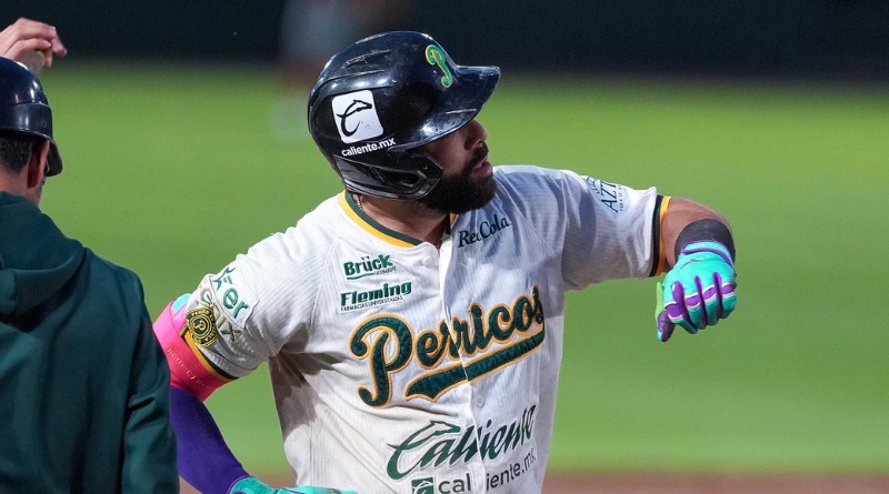 PERICOS DE PUEBLA GANAN A LOS DIABLOS, LOS PONEN EN EL PRECIPICIO