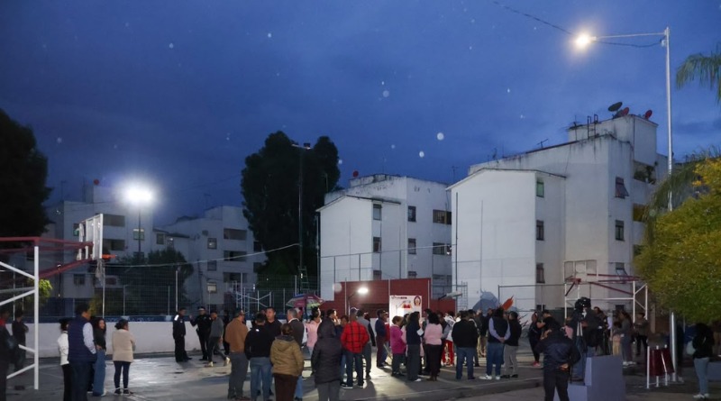 PUEBLA BRILLA: VILLA FRONTERA ESTRENA LUZ LED