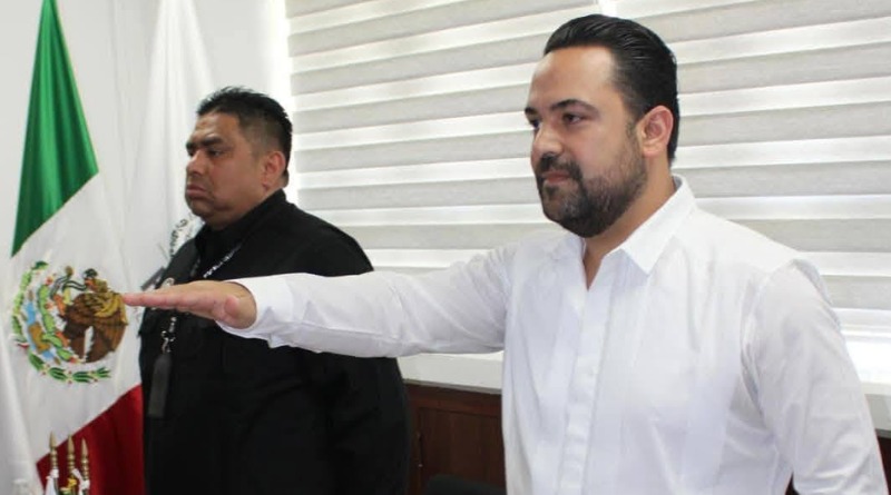 VERACRUZ: DENUNCIAN A FISCAL DE FGR POR RETENER AERONAVES