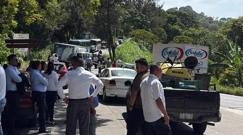 REABREN PASO HACIA XICO TRAS CHOQUE