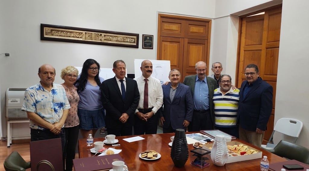 POZOS/AHUED/ACOVER, ALGO APESTA EN DINAMARCA