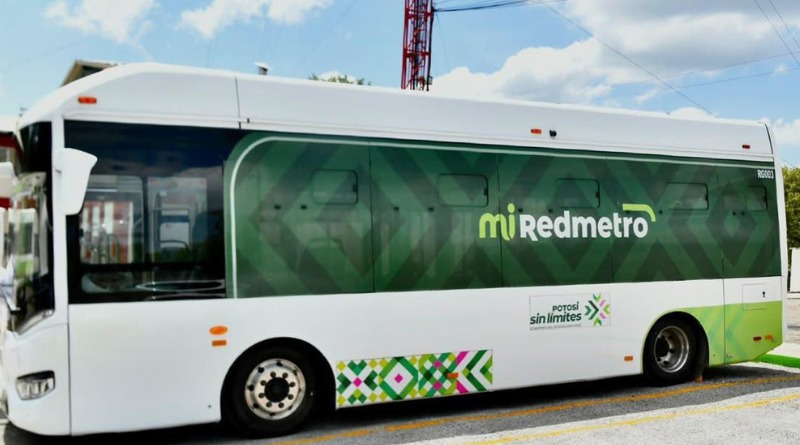 GALLARDO PONE EN MARCHA LA REDMETRO ELÉCTRICA RIVIERA HUASTECA