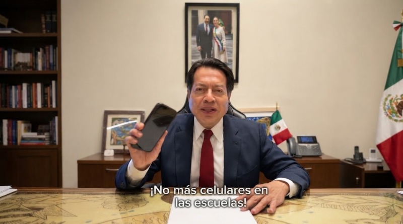 APLAUDEN VETO A CELULARES EN ESCUELAS