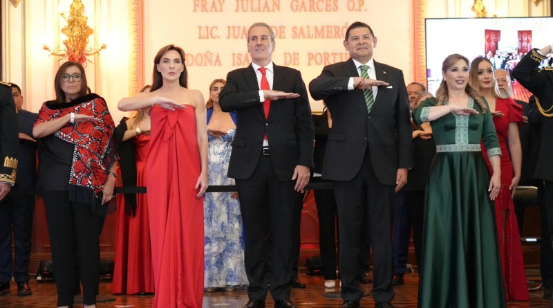 ARMENTA Y CHEDRAUI LIDERAN EL GRITO DE INDEPENDENCIA