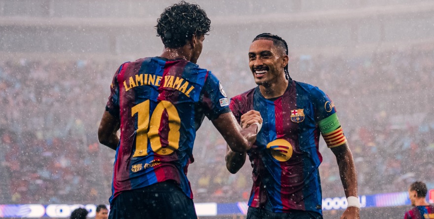 BARCELONA APLASTA 5-1 AL FEYENOORD EN CHAMPIONS