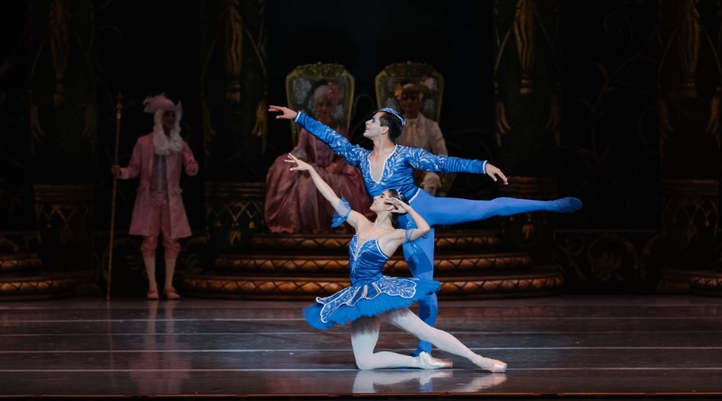 CAUTIVA BALLET DE MONTERREY