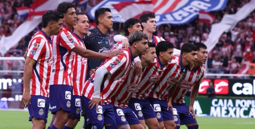 CHIVAS ARMA SU ONCE RUMBO A SAN LUIS