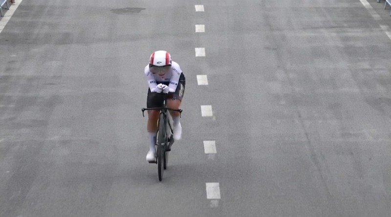 CICLISMO NACIONAL SUFRE DURA PRUEBA