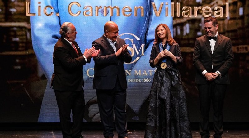 DESTACAN LIDERAZGO DE CARMEN VILLARREAL