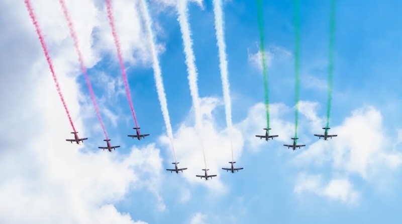 EXHIBEN PODER AÉREO CON 99 AERONAVES