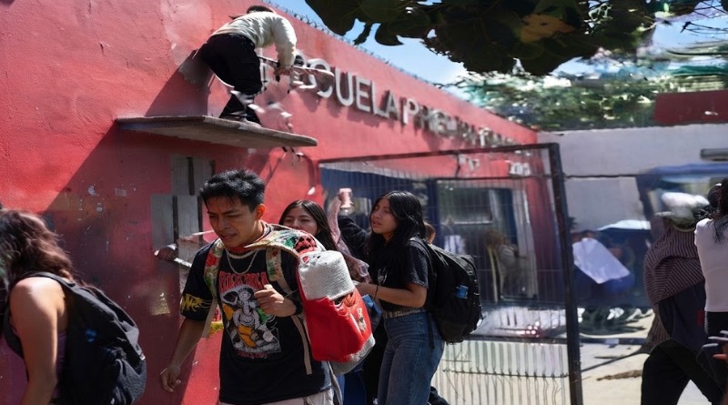 EXIGEN SALIDA DE MAESTROS ACOSADORES