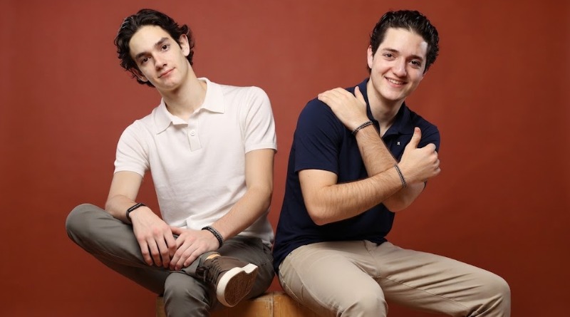 HERMANOS QUE COMPARTEN LA PASIÓN POR LA VELOCIDAD