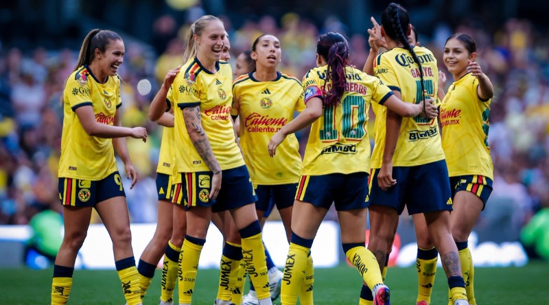 LAS AGUILAS DEMUESTRAN UN VUELO SIN FALLAS