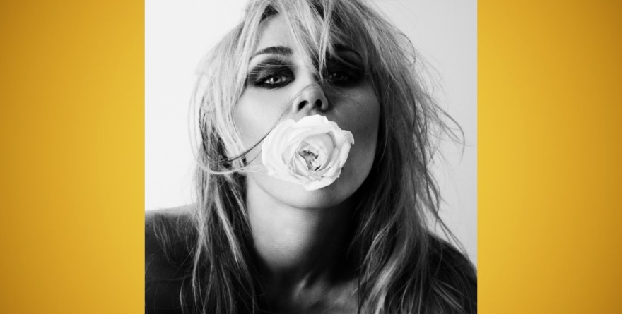 MILEY OPTA POR ELIMINAR SU APELLIDO