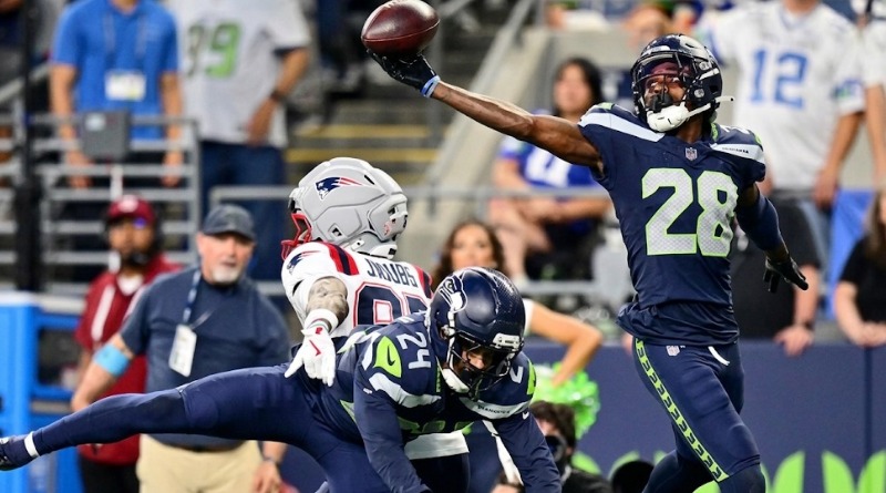 NEW ENGLAND PIERDE CON LOS SEAHAWKS AL INICIO