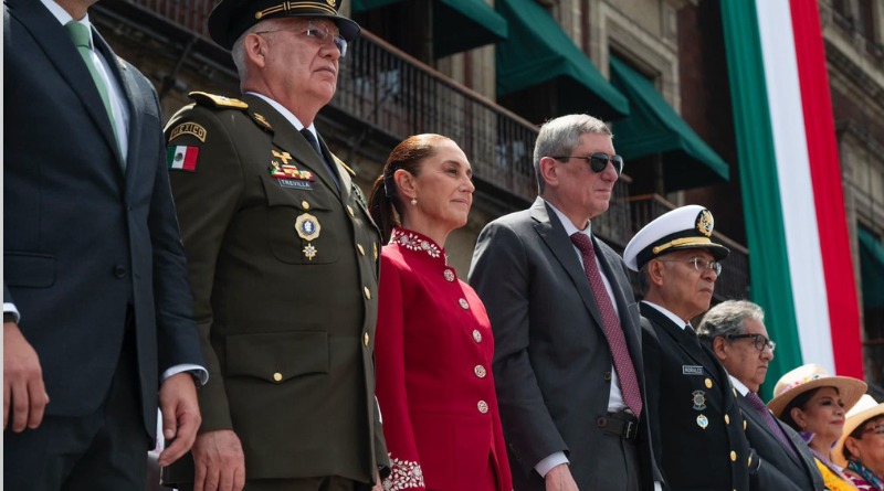 SHEINBAUM ENCABEZA EL DESFILE MILITAR DEL 16 DE SEPTIEMBRE