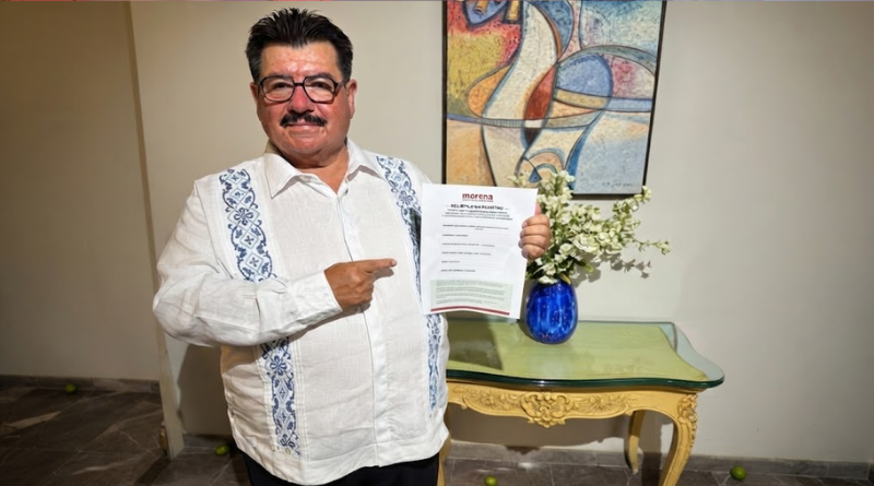 FERNANDO GONZÁLEZ SE REGISTRA POR EL DISTRITO 09