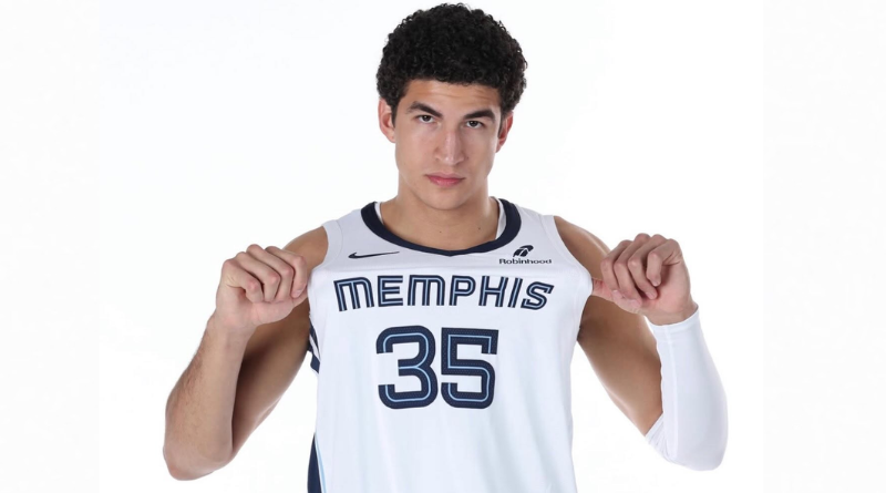 DEBUTA MEXICANO KARIM LÓPEZ CON MEMPHIS