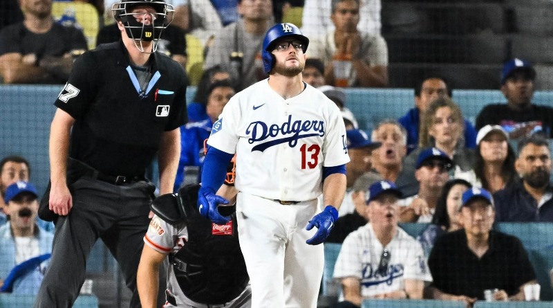 DODGERS CAE Y ACARICIA LA ELIMINACIÓN