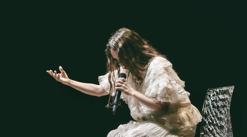 EMOTIVO ADIÓS TEMPORAL DE NATALIA LAFOURCADE