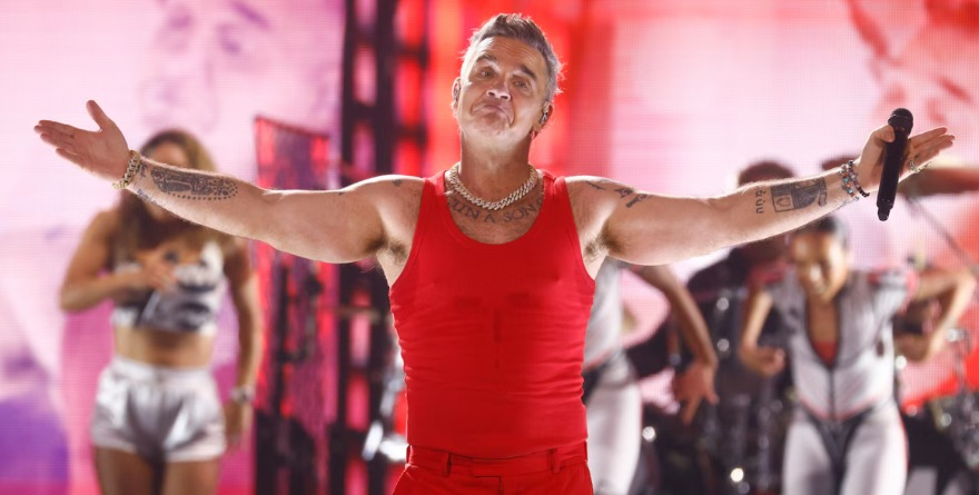 ROBBIE WILLIAMS EN CDMX: ¡DESATA LOCURA TOTAL EN EL PALACIO DE LOS DEPORTES! 