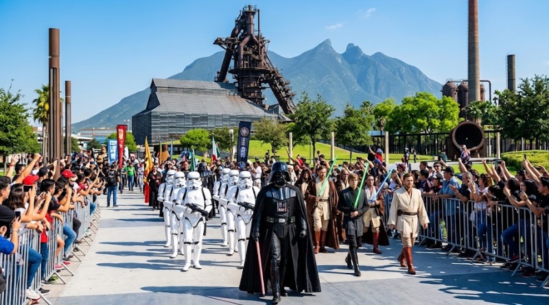 LLEGA DESFILE DE STAR WARS MONTERREY
