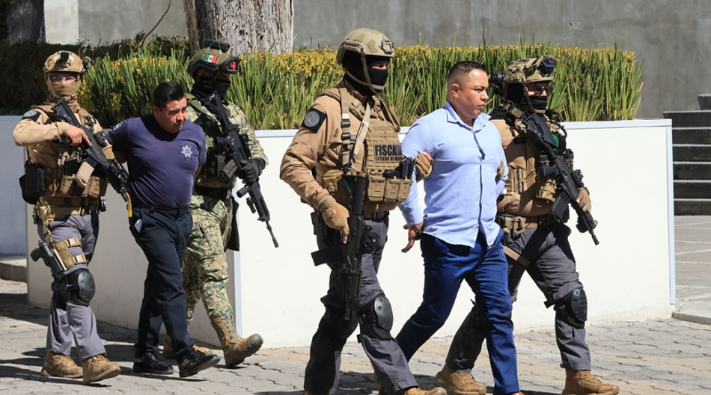 PEGAN CON ENJAMBRE, PERO SE QUEDAN CORTOS