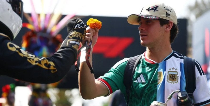 PRESUME COLAPINTO JERSEY MITAD MÉXICO MITAD ARGENTINA