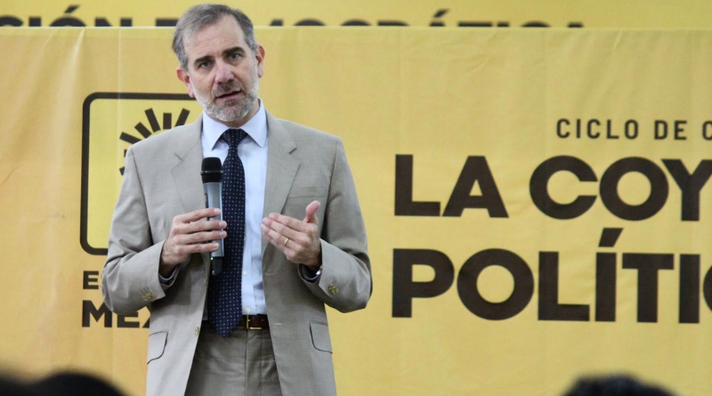 RESPONDE CÓRDOVA A SEÑALAMIENTOS DE SHEINBAUM